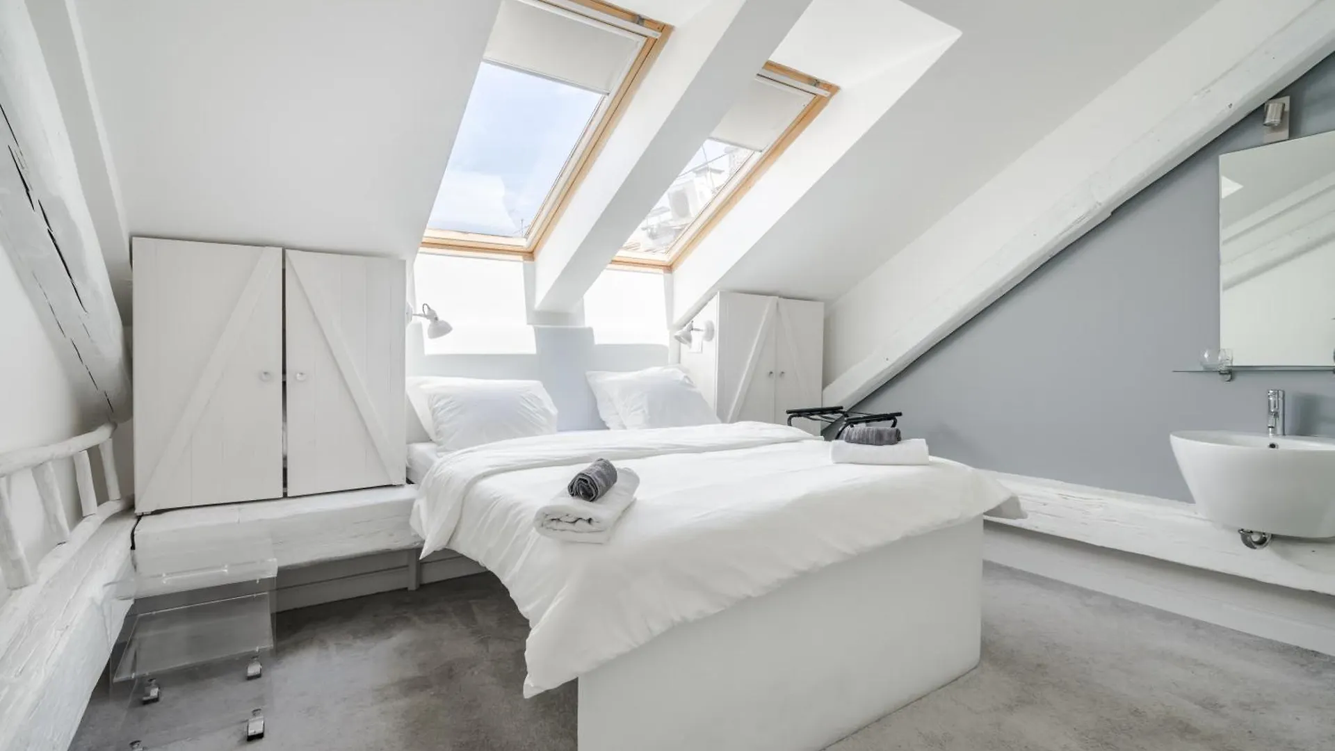 Nador Boutique Suites - Best Location, By Bqa Budapešť Bed & Breakfast