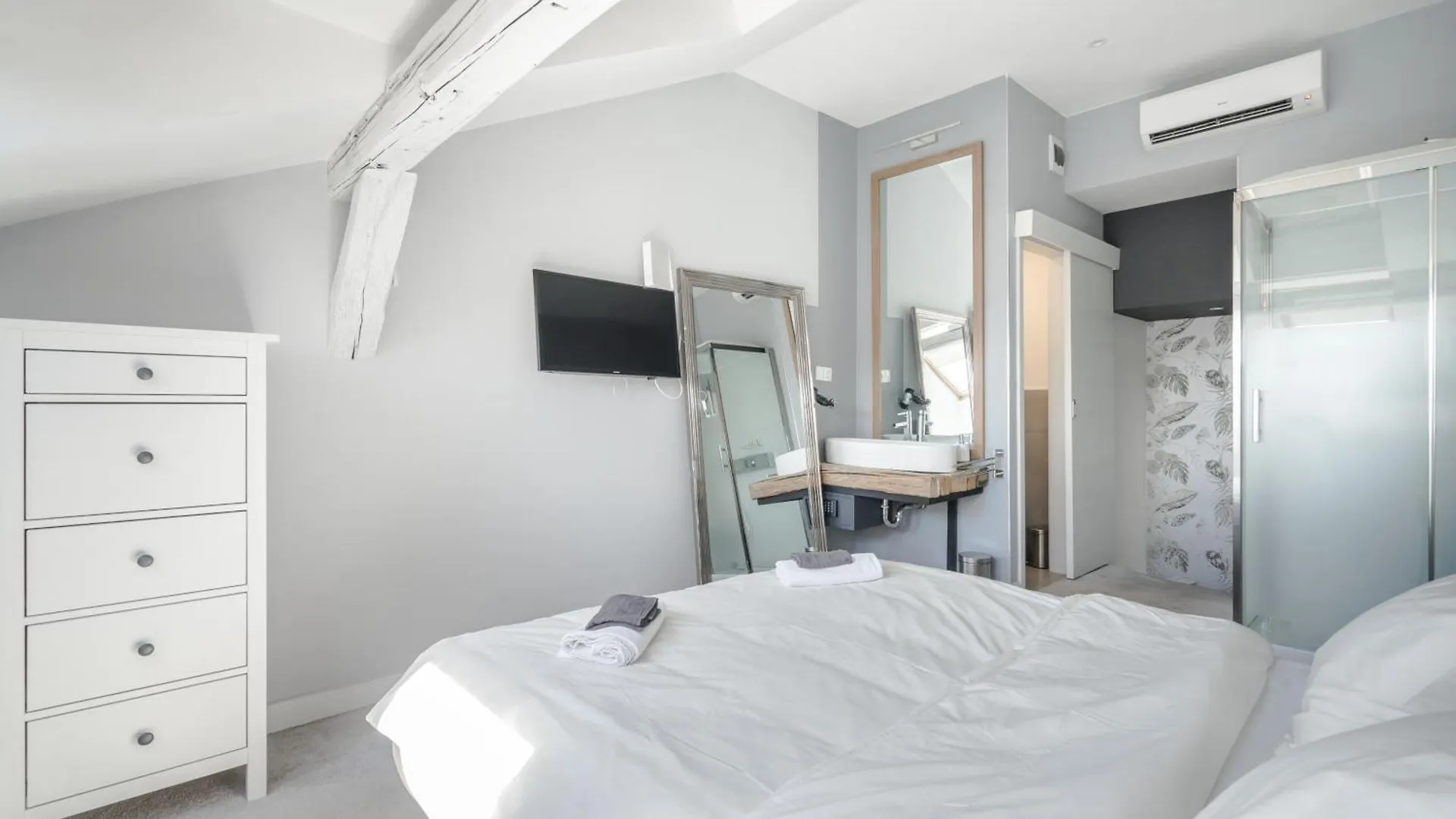 Nador Boutique Suites - Best Location, By Bqa Budapešť 0*,