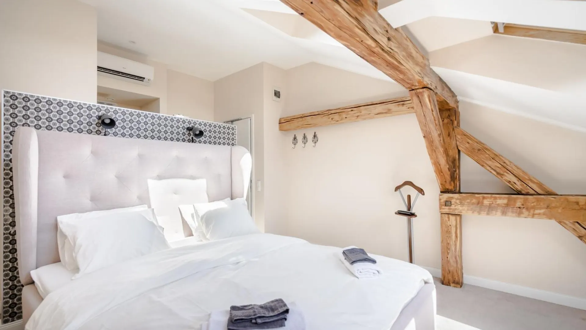 Bed & Breakfast Nador Boutique Suites - Best Location, By Bqa Budapešť