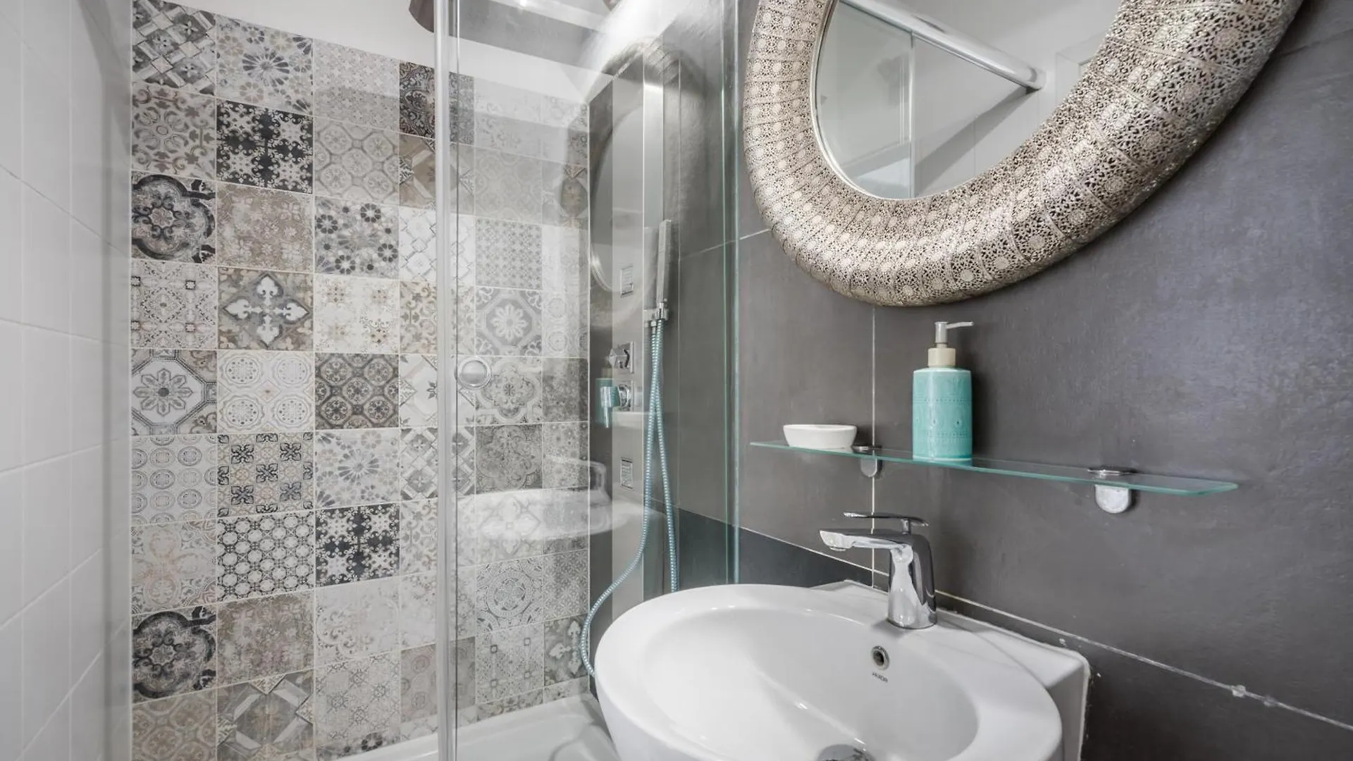 Bed & Breakfast Nador Boutique Suites - Best Location, By Bqa Budapest